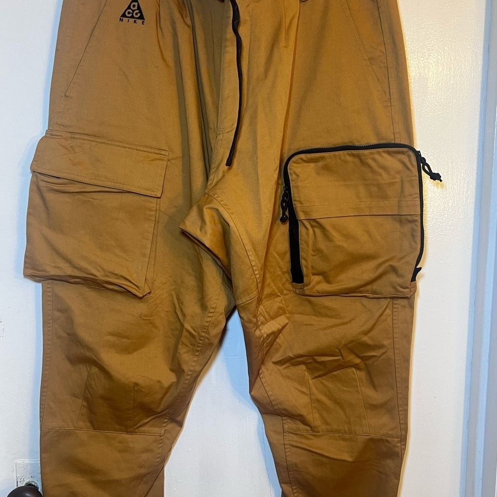 Nike ACG deep mustard color Cargo Pants. Size Large.